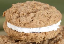 Maple Oatmeal Sandwich Cookies