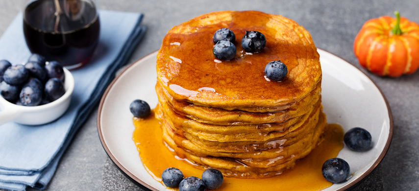 Pancakes with maple syrup
